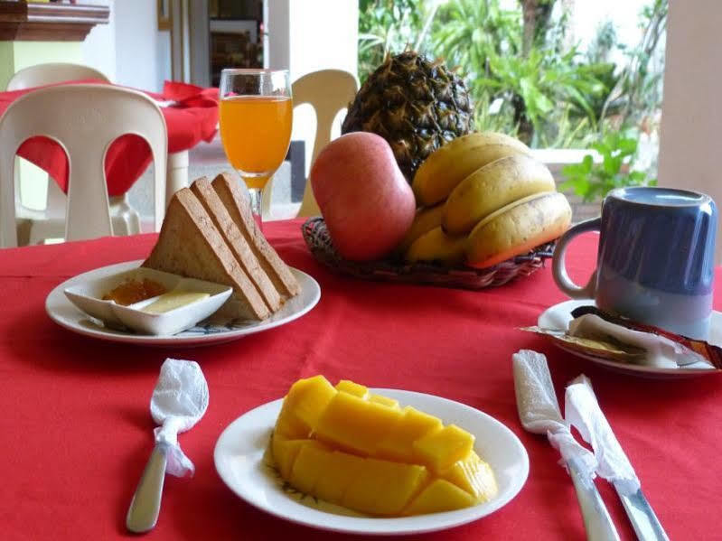 Island Jewel Inn Manoc-Manoc Экстерьер фото