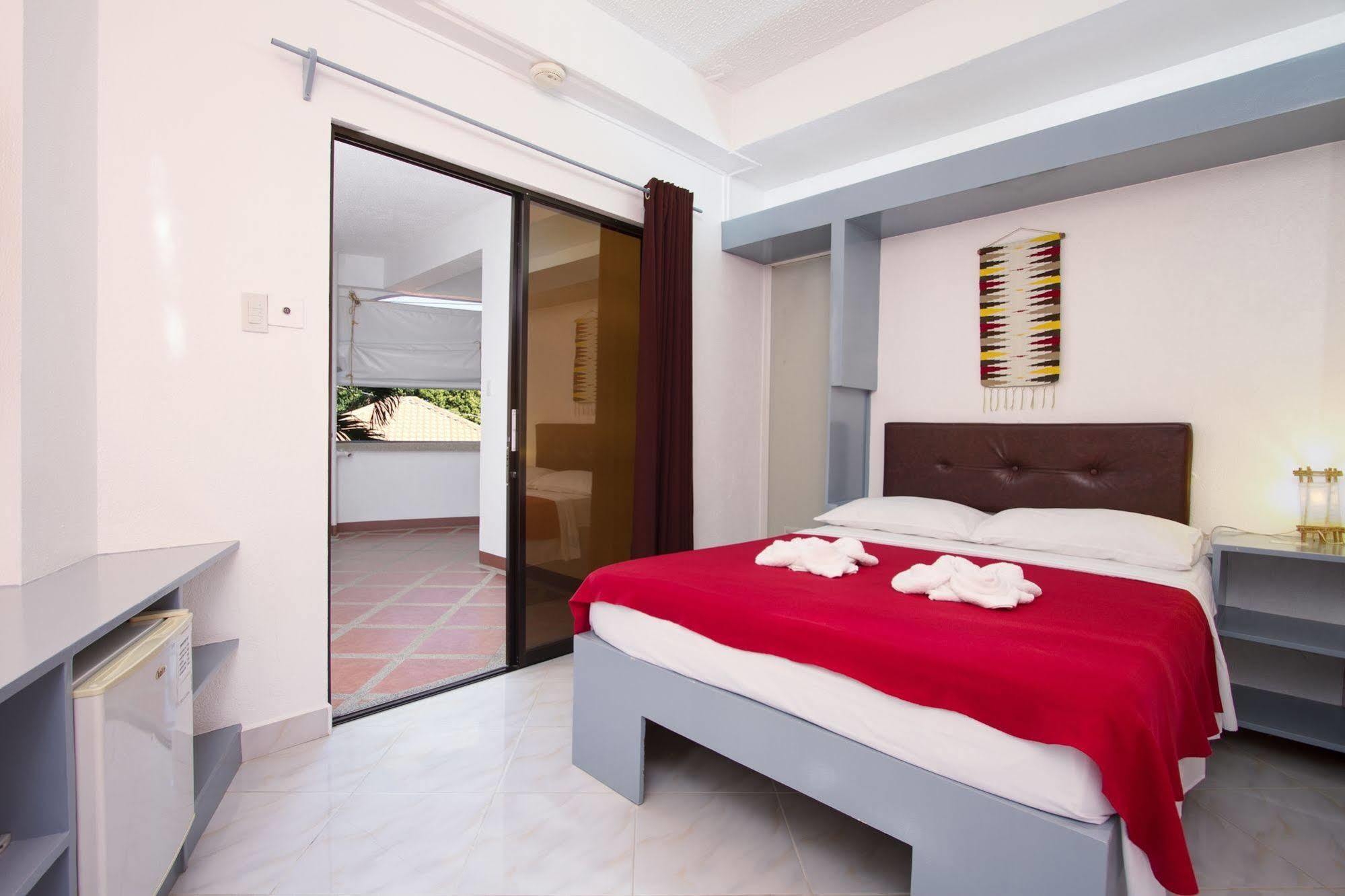 Island Jewel Inn Manoc-Manoc Экстерьер фото