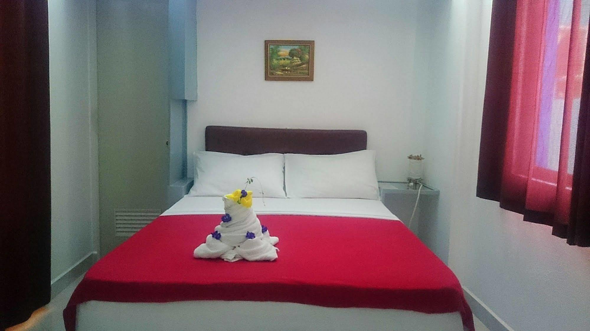 Island Jewel Inn Manoc-Manoc Экстерьер фото